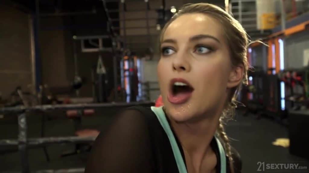 Margot Robbie Fucking - Margot Robbie Anally Fucked in Gym