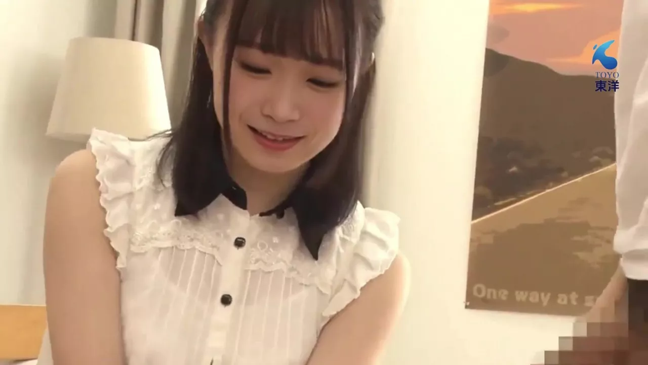 秋元真夏 乃木坂46) Manatsu Akimoto is glad to see you on her bed - face swap