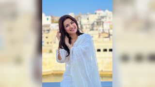 Avneet Kaur shemale cumshot