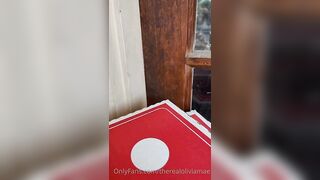 Jessica alba order's pizza