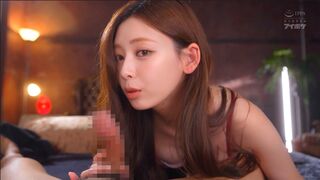 Yuna 유나 preview