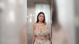 Hania Aamir stripping and showing off her huge breast.